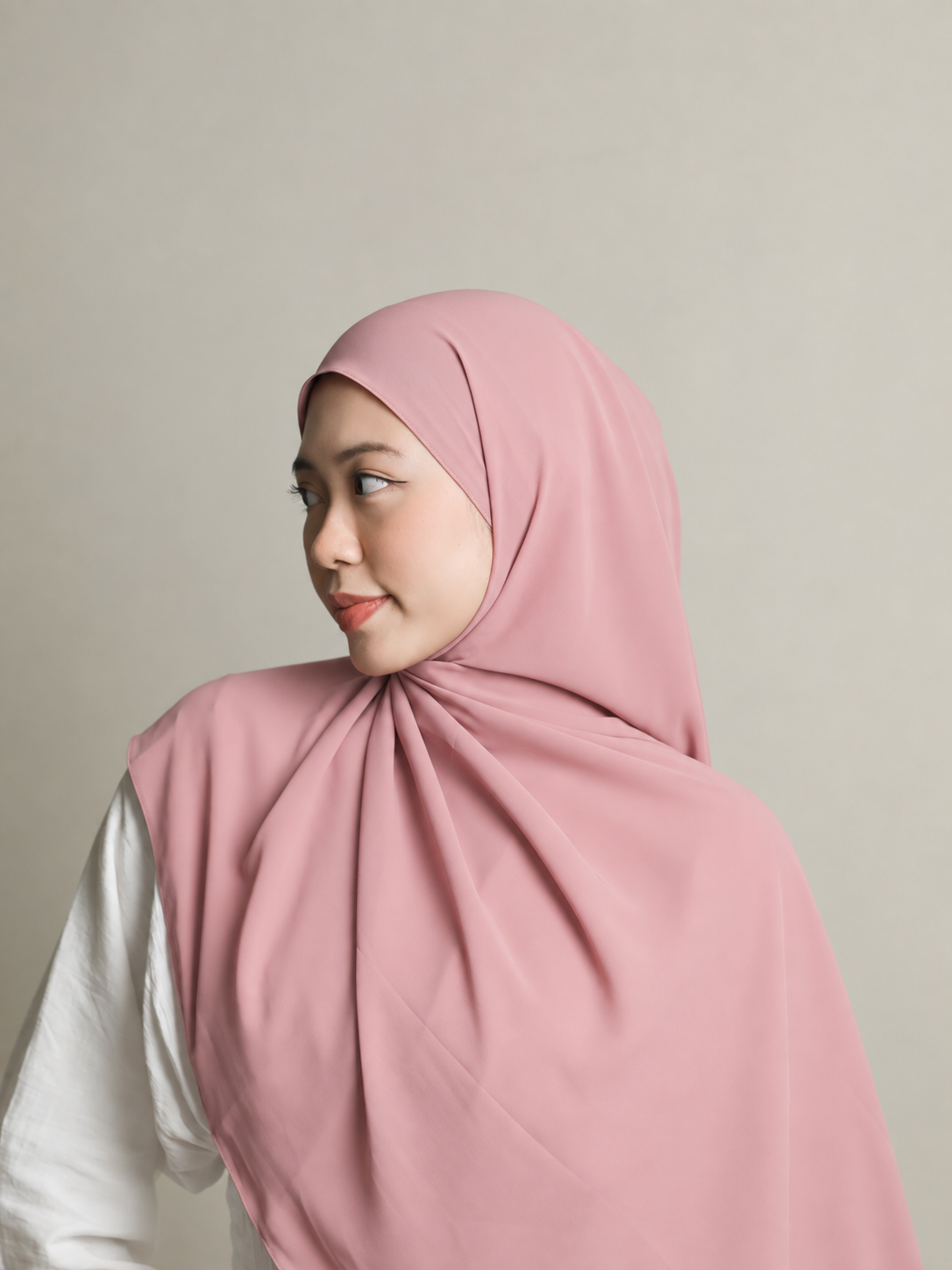 Signature Curved Pearl Chiffon Shawl (launching 01/10 hehe)